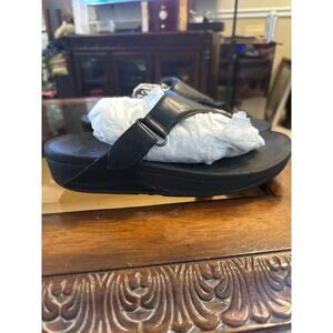 ⭐️ Women’s FitFlop Black Thong Sandals Size 10 Beachy Everyday Coastal Casual